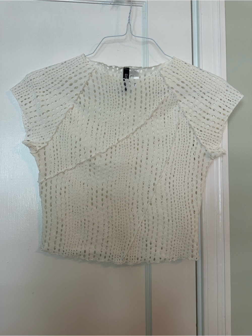 H&M Cream Eyelet Short Sleeve Top